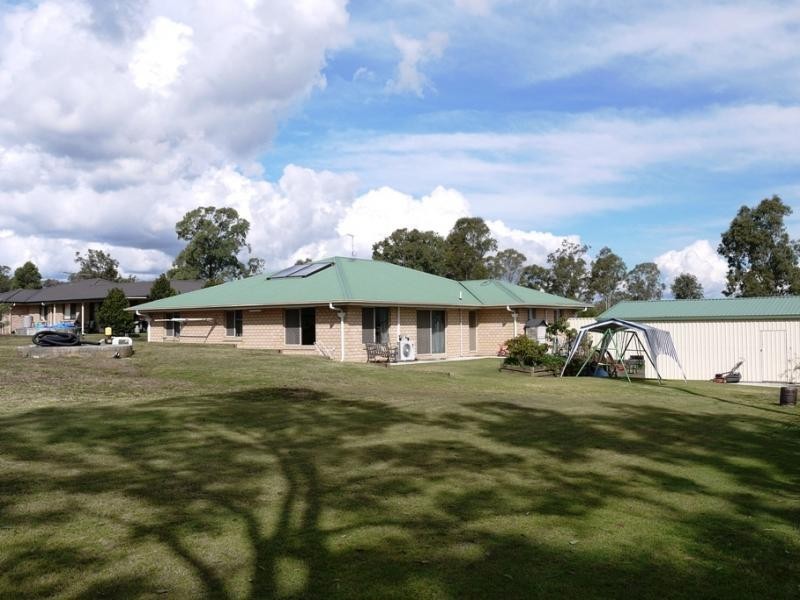 24 Oakdale Court, Gleneagle QLD 4285