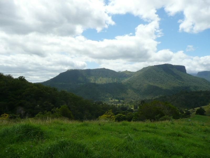 Lamington QLD 4285