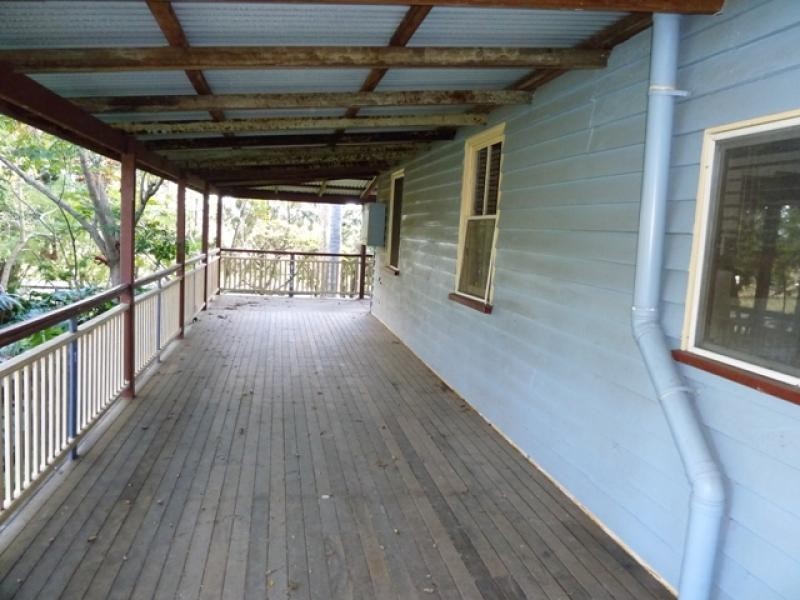 Woodhill QLD 4285