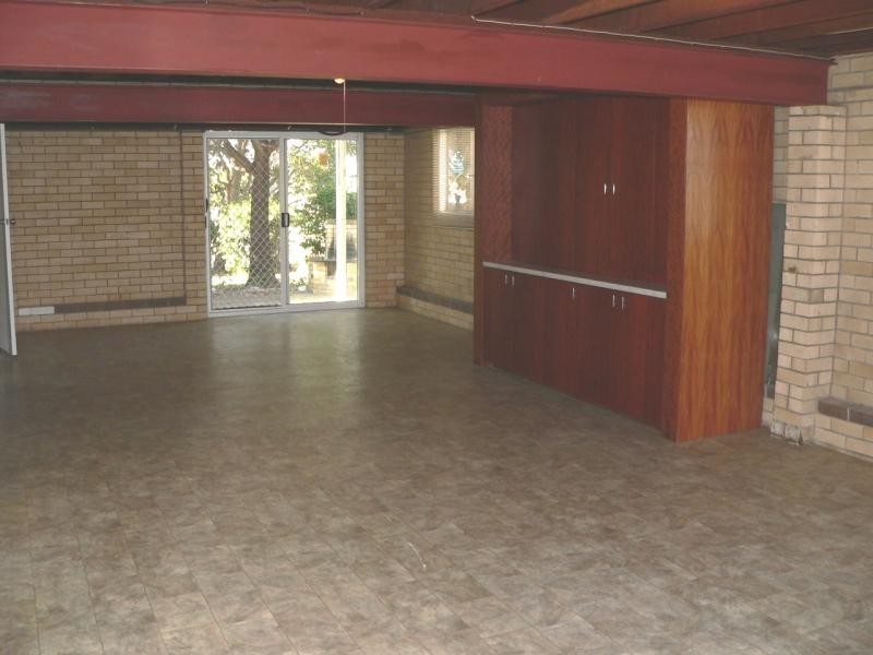 23 Shakespeare Parade, Strathpine QLD 4500
