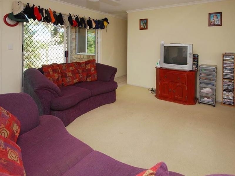 5 Marlay Court, Kallangur QLD 4503