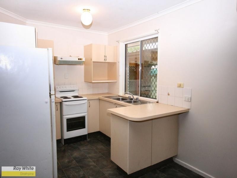 15 Greendale Court, Strathpine QLD 4500