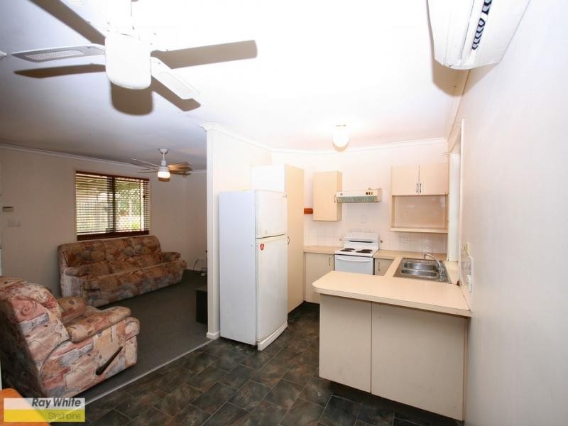 15 Greendale Court, Strathpine QLD 4500