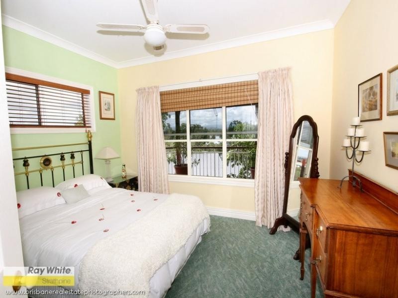 1 River Vista Cresent, Murrumba Downs QLD 4503