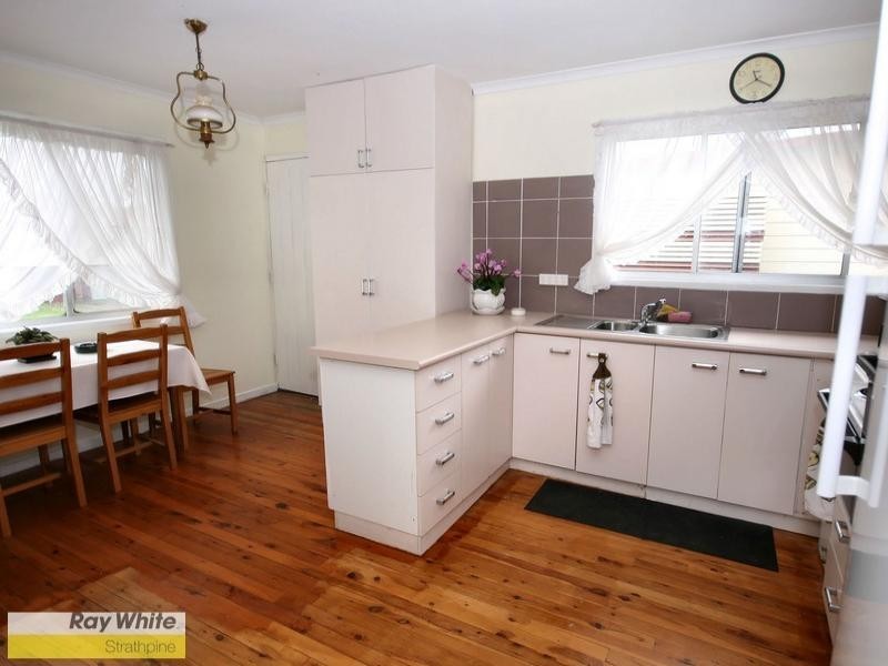 367 LEITCHS ROAD, Strathpine QLD 4500