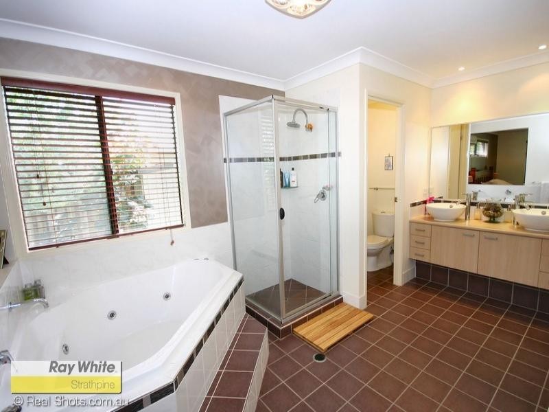 114 River Oak Way, Narangba QLD 4504