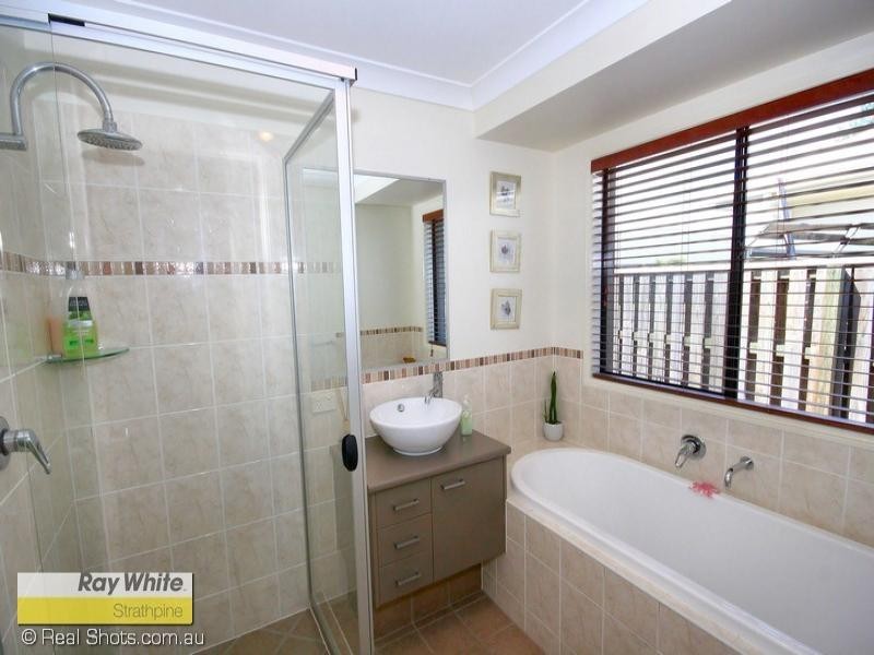 114 River Oak Way, Narangba QLD 4504