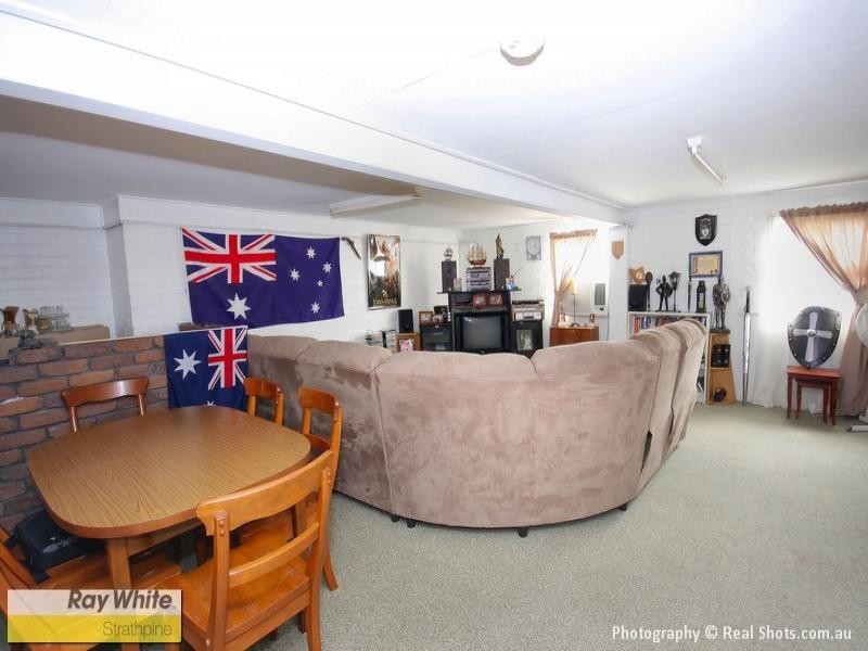 1 Fox Street, Strathpine QLD 4500