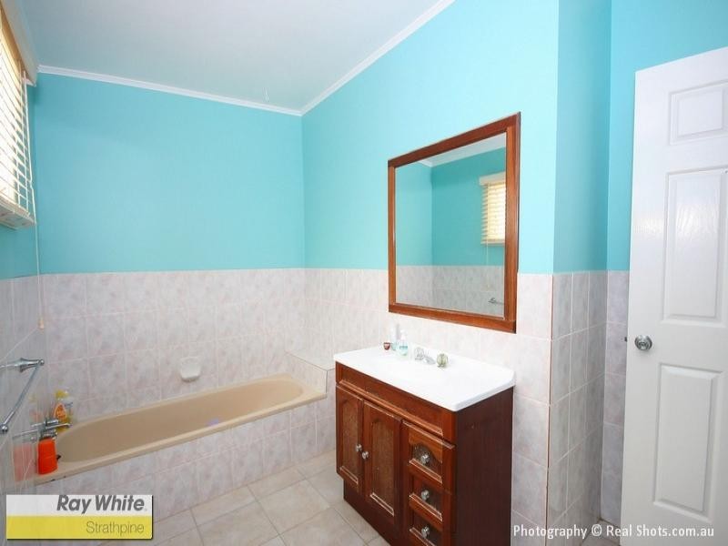 60 Ladybird Street, Kallangur QLD 4503