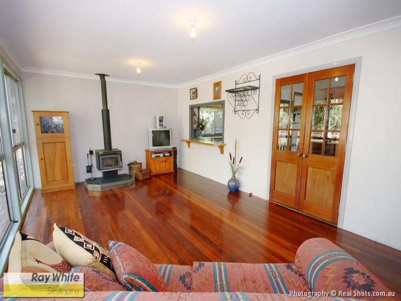 13 Duncombe Rd, Narangba QLD 4504