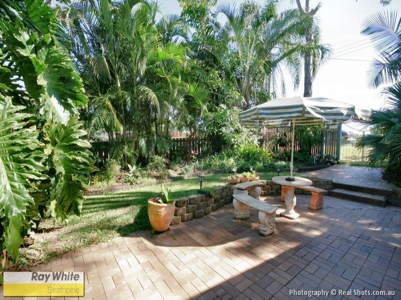 13 Duncombe Rd, Narangba QLD 4504
