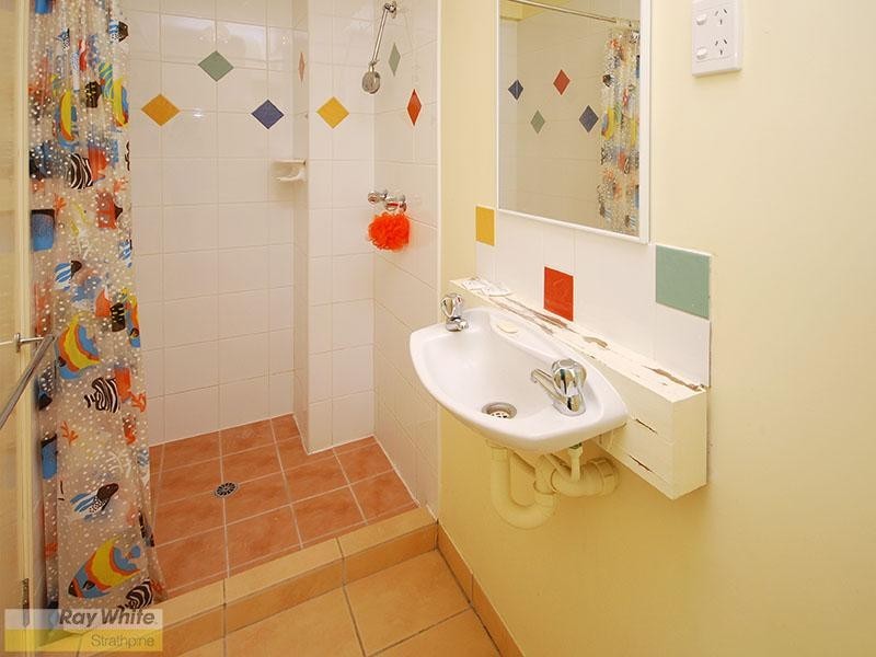 27 Windrest Street, Strathpine QLD 4500