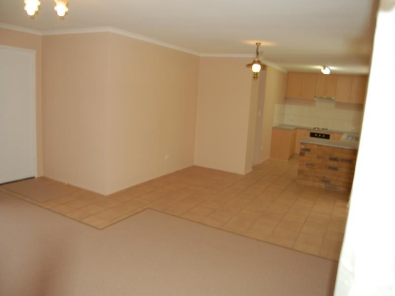 8  Rosewood Drive, Strathpine QLD 4500