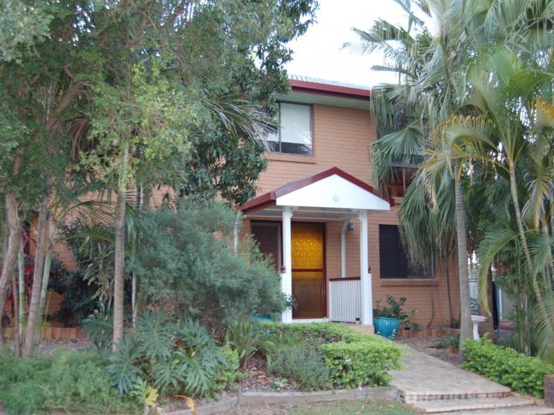 1  Lisa Street, Strathpine QLD 4500