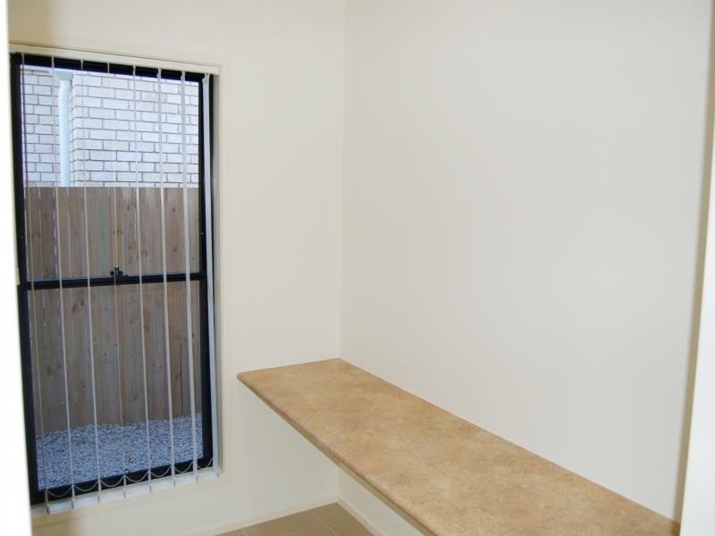 7 Moonie Cr, North Lakes QLD 4509