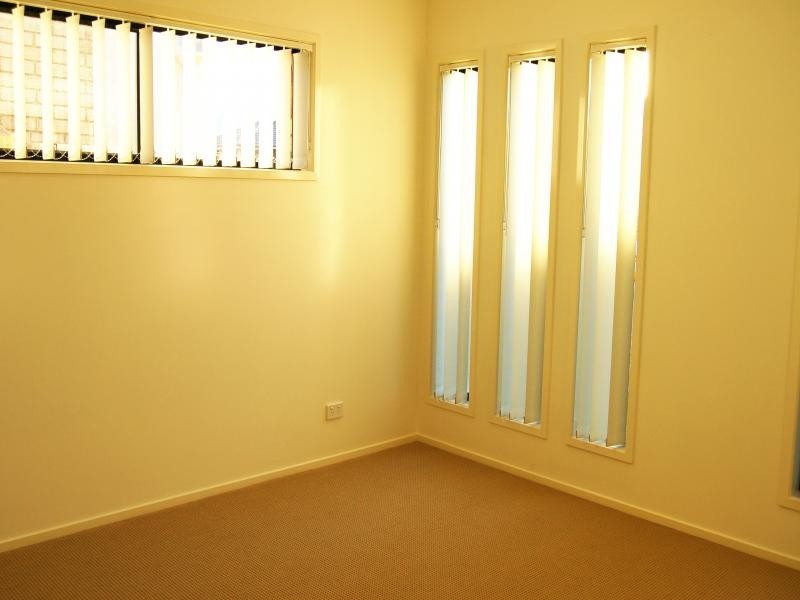 7 Moonie Cr, North Lakes QLD 4509