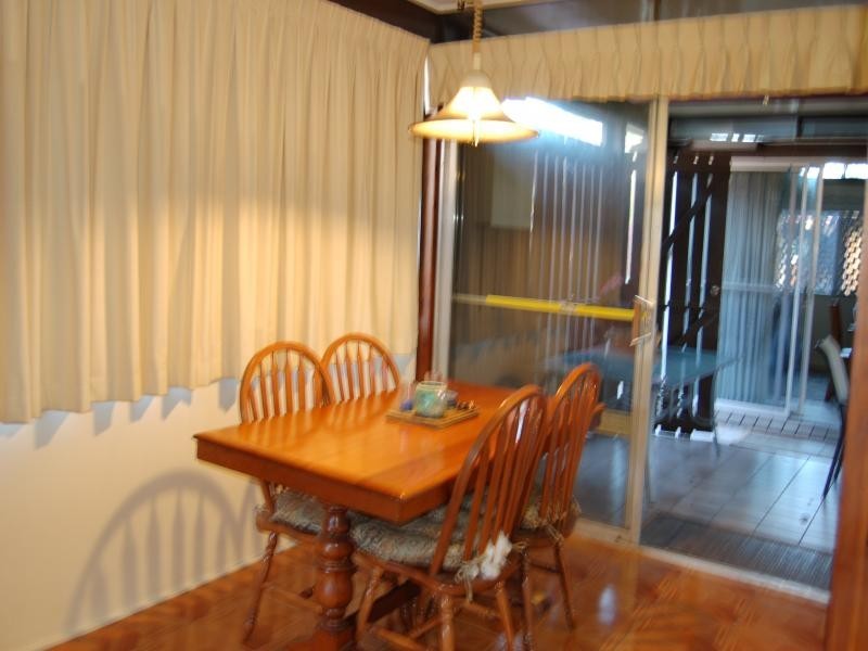 10 Patricia St, Strathpine QLD 4500