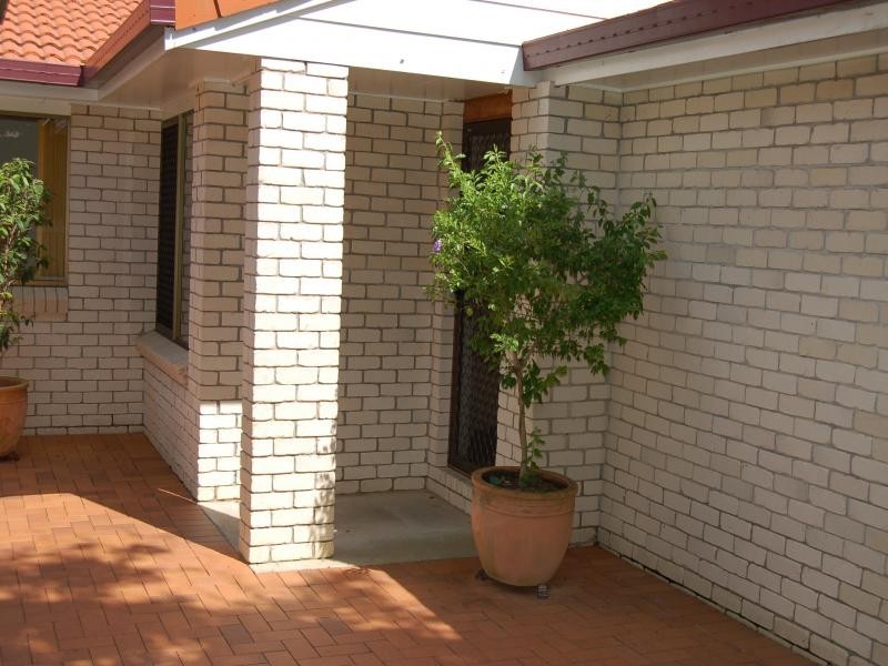 19a Macquarie Drive, Petrie QLD 4502