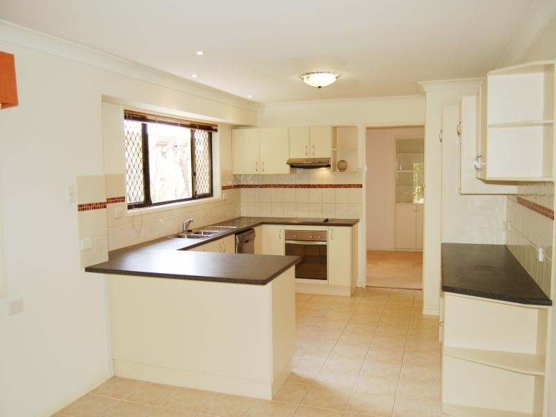 19a Macquarie Drive, Petrie QLD 4502