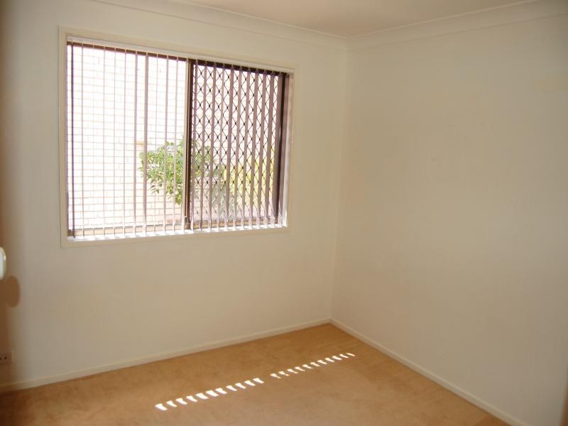 19a Macquarie Drive, Petrie QLD 4502