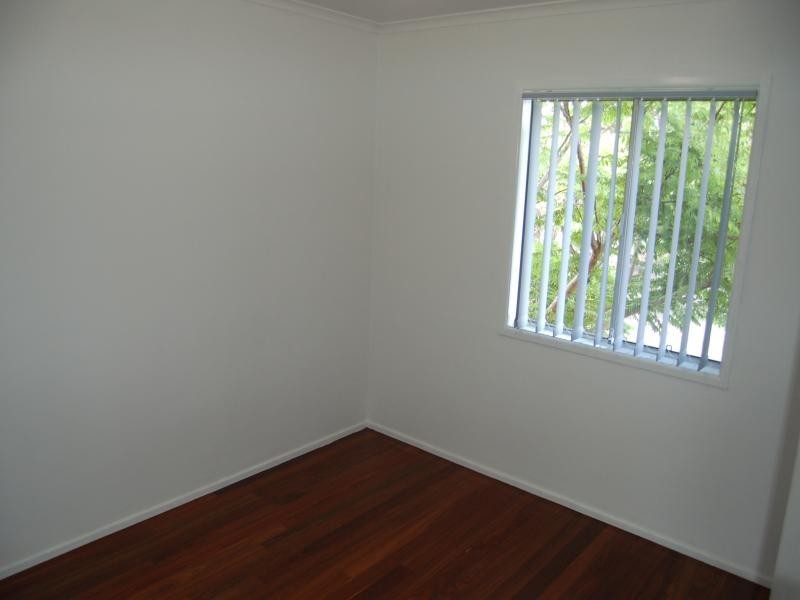 24 Patmar Street, Strathpine QLD 4500