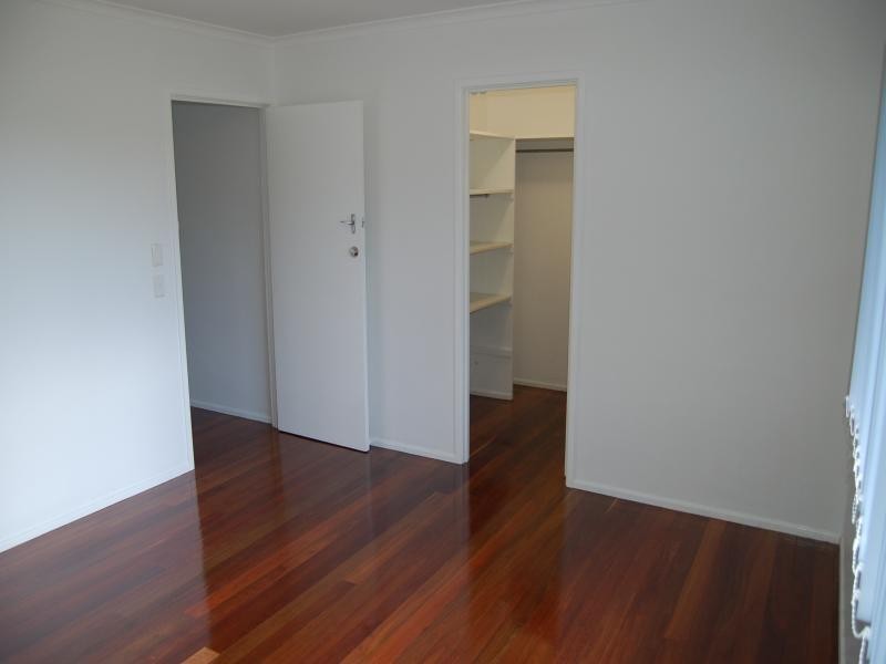 24 Patmar Street, Strathpine QLD 4500