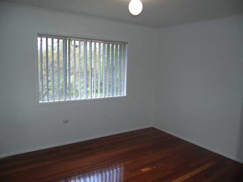 24 Patmar Street, Strathpine QLD 4500