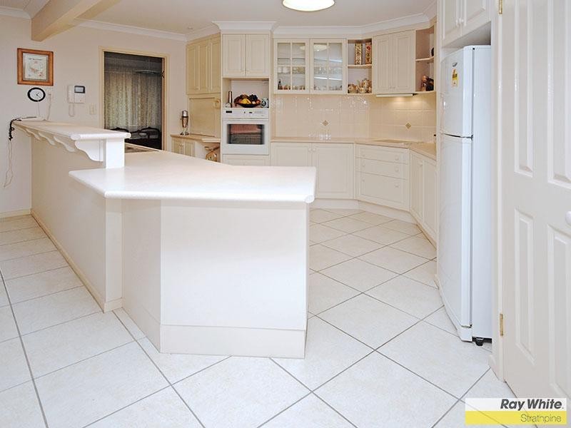 24 Cheltenham Street, Strathpine QLD 4500