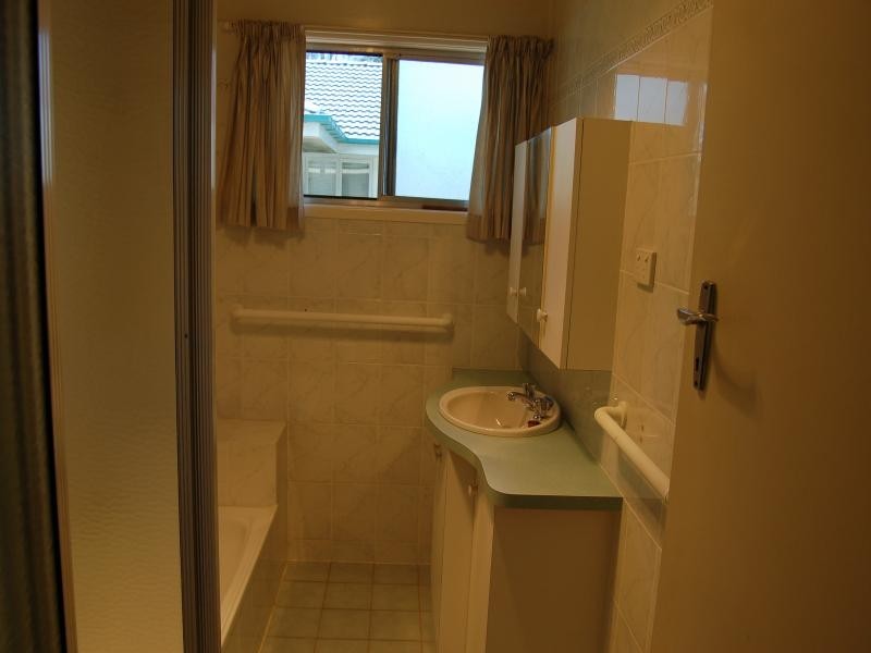 140  Spitfire Avenue, Strathpine QLD 4500