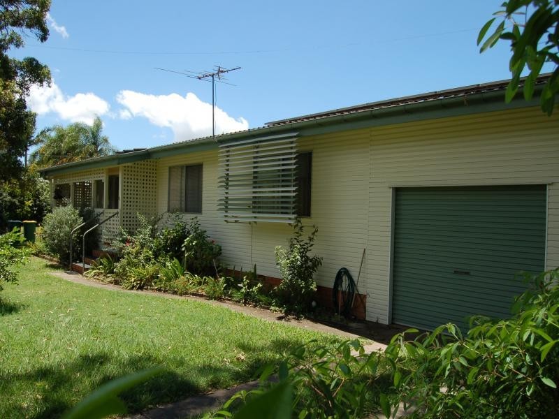 140  Spitfire Avenue, Strathpine QLD 4500