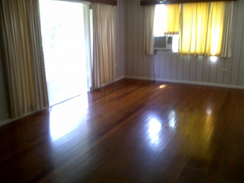 8 Beaufort St, Strathpine QLD 4500