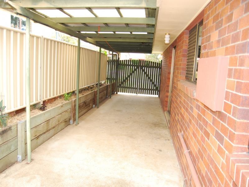 2 Kinross St, Strathpine QLD 4500