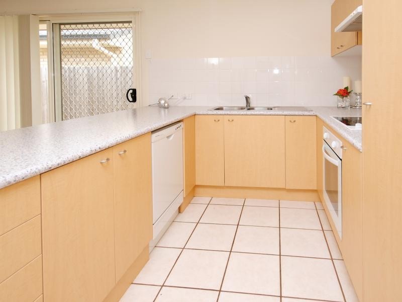 704/2 Nicol Way, Brendale QLD 4500