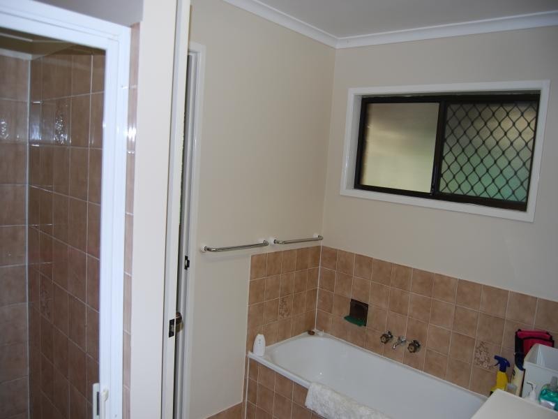 78 Hedge Street, Strathpine QLD 4500