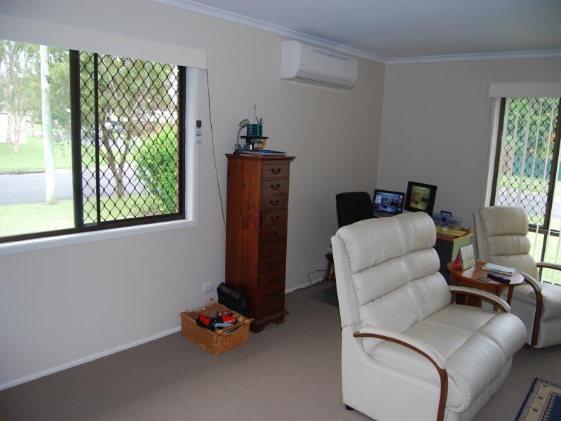78 Hedge Street, Strathpine QLD 4500