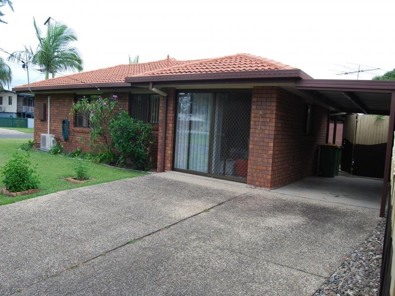 78 Hedge Street, Strathpine QLD 4500
