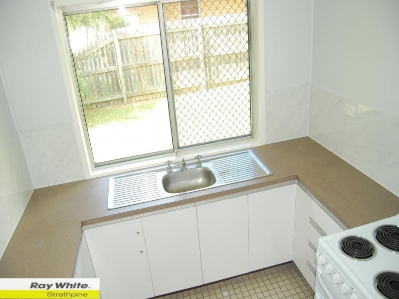 12 Loane Cres, Lawnton QLD 4501