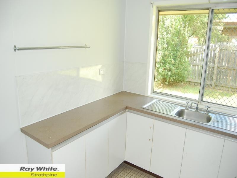 12 Loane Cres, Lawnton QLD 4501