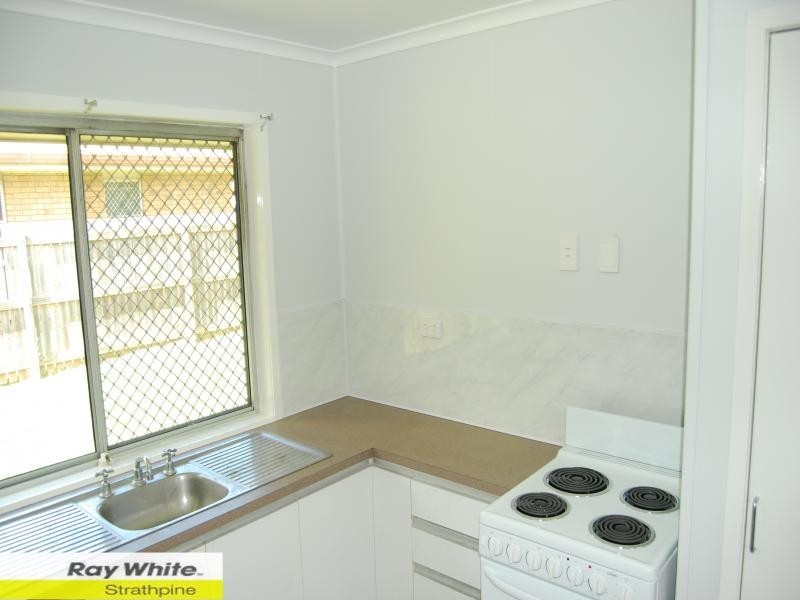 12 Loane Cres, Lawnton QLD 4501