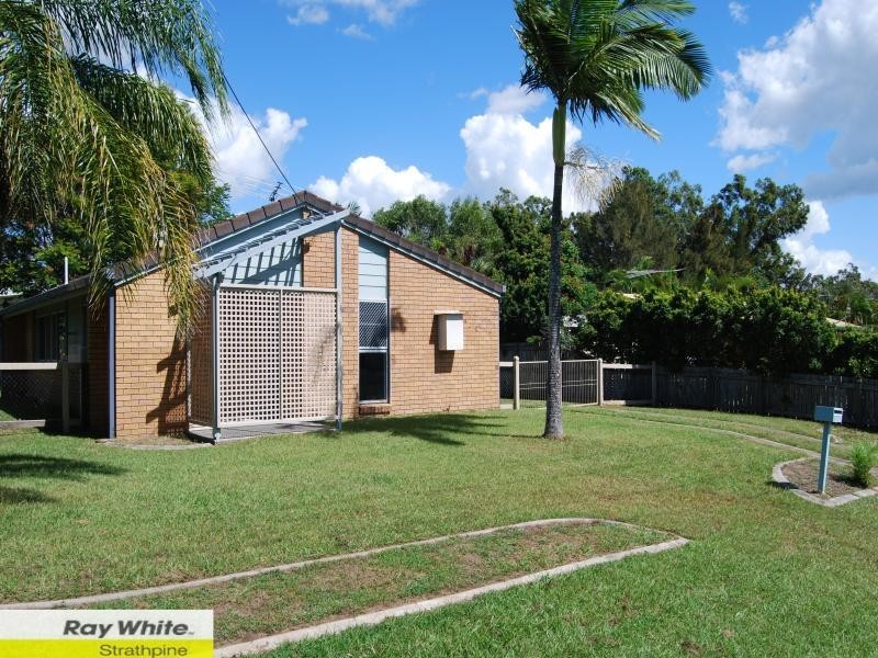 12 Loane Cres, Lawnton QLD 4501