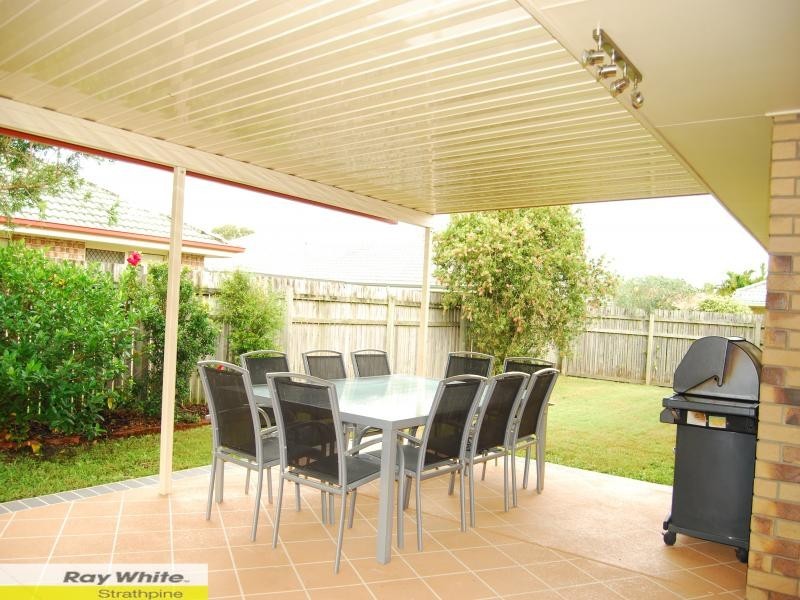 77 Pine River Drive, Murrumba Downs QLD 4503