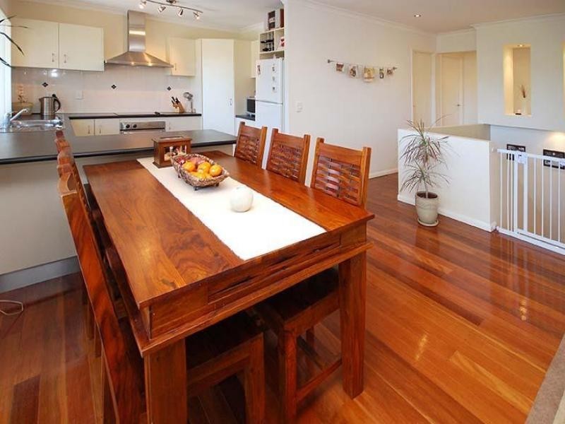 17  Keats Ave, Strathpine QLD 4500