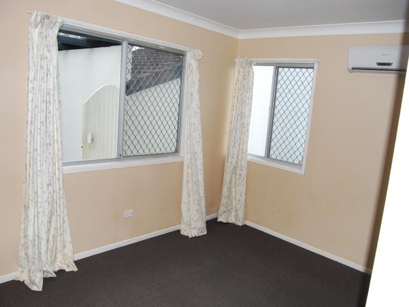 83 Peter St, Strathpine QLD 4500