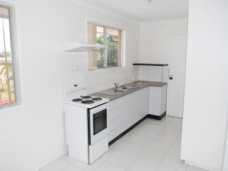 7 Rowland St, Strathpine QLD 4500