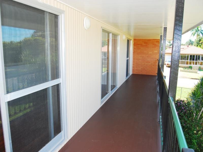 7 Rowland St, Strathpine QLD 4500