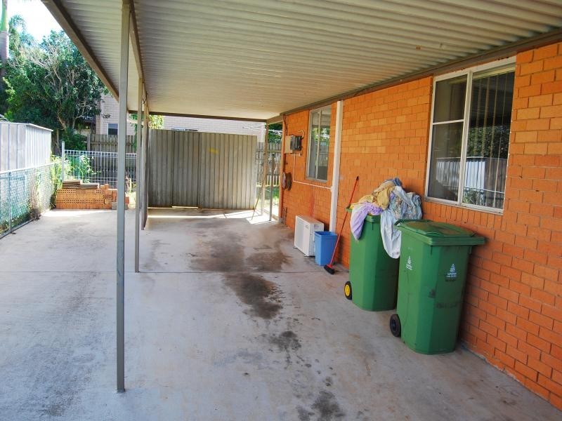 7 Rowland St, Strathpine QLD 4500