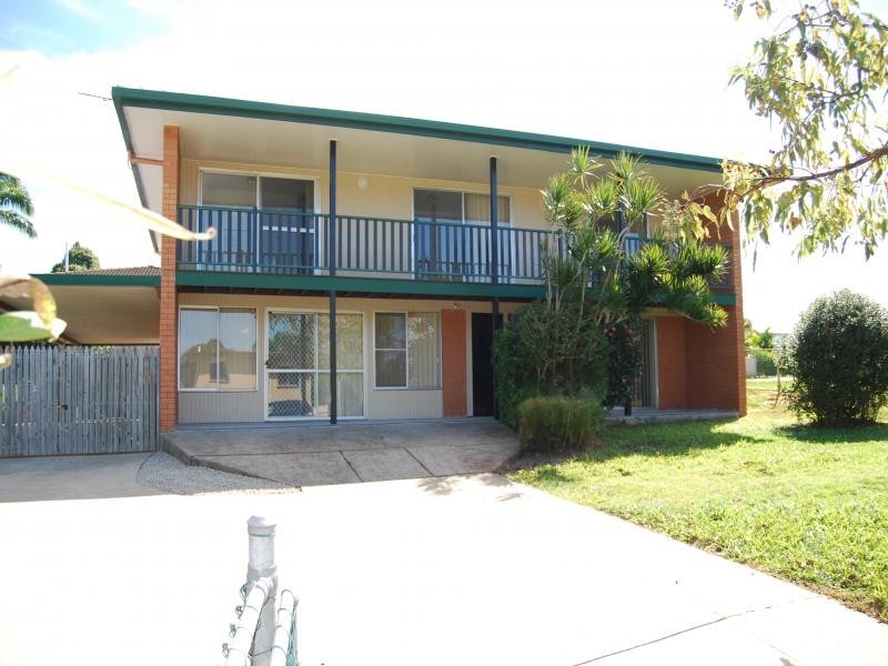 7 Rowland St, Strathpine QLD 4500