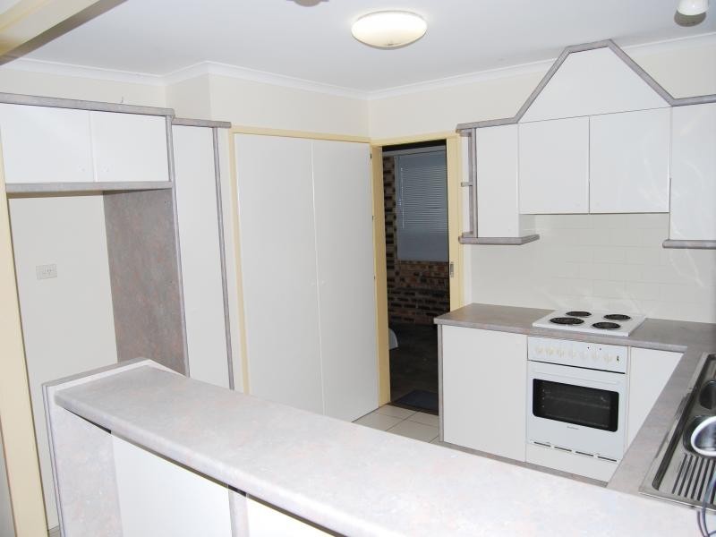 24 Killara Cres, Petrie QLD 4502