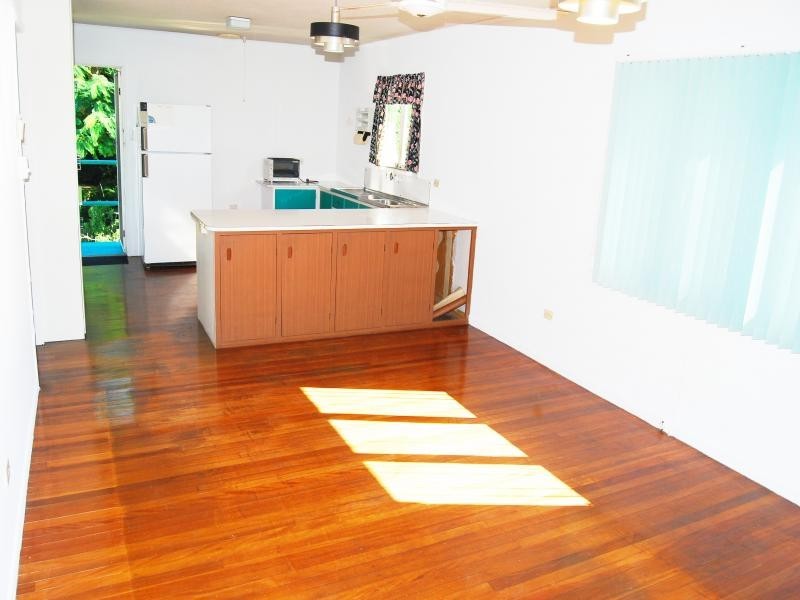 135  Spitfire Ave, Strathpine QLD 4500