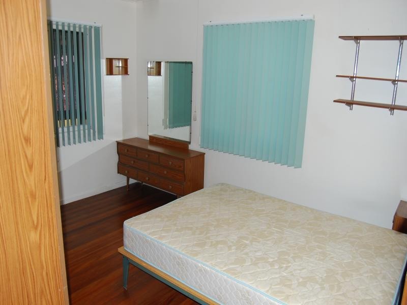 135  Spitfire Ave, Strathpine QLD 4500